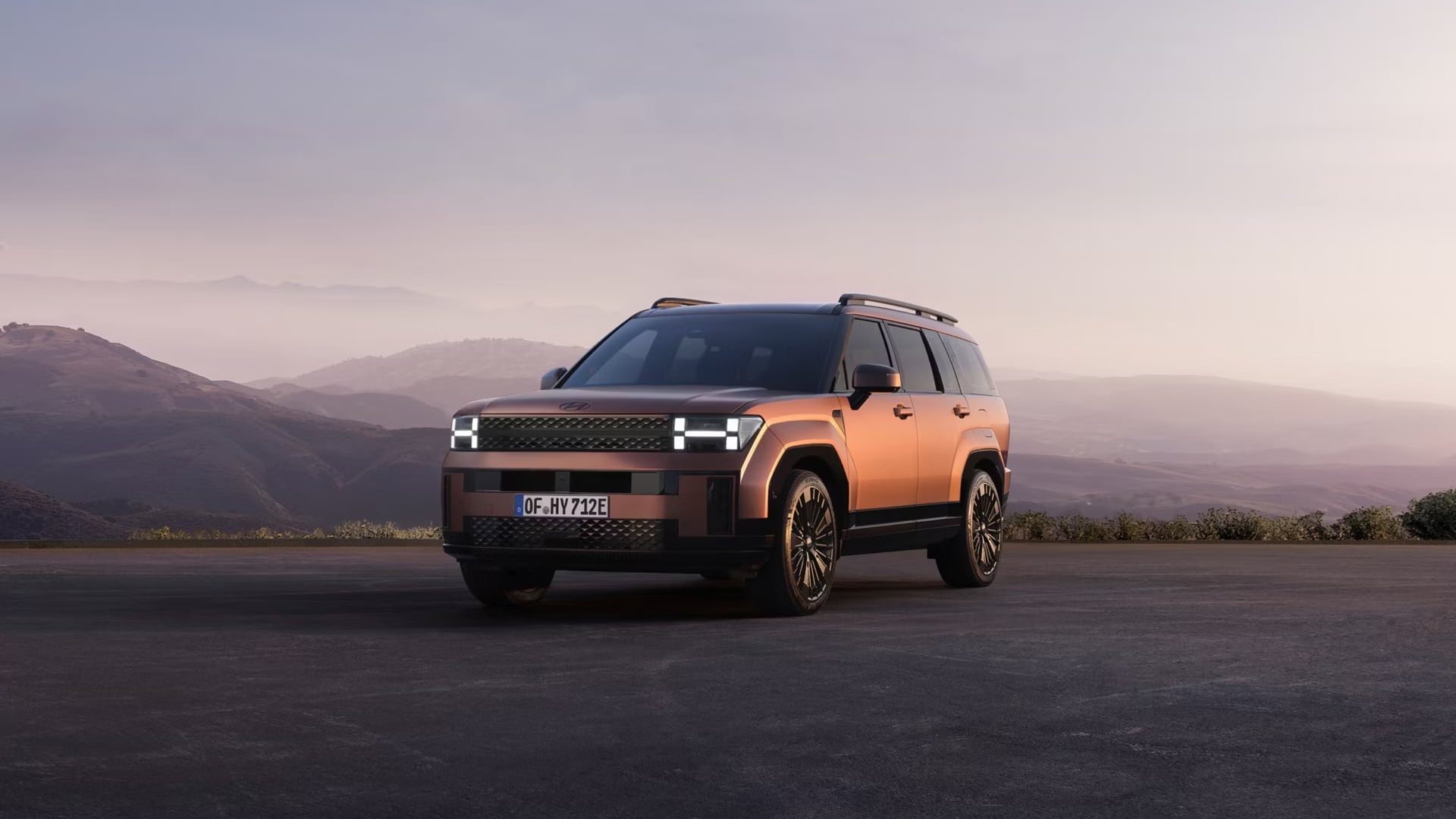 Hyundai SANTA FE Hybrid Gallery Image