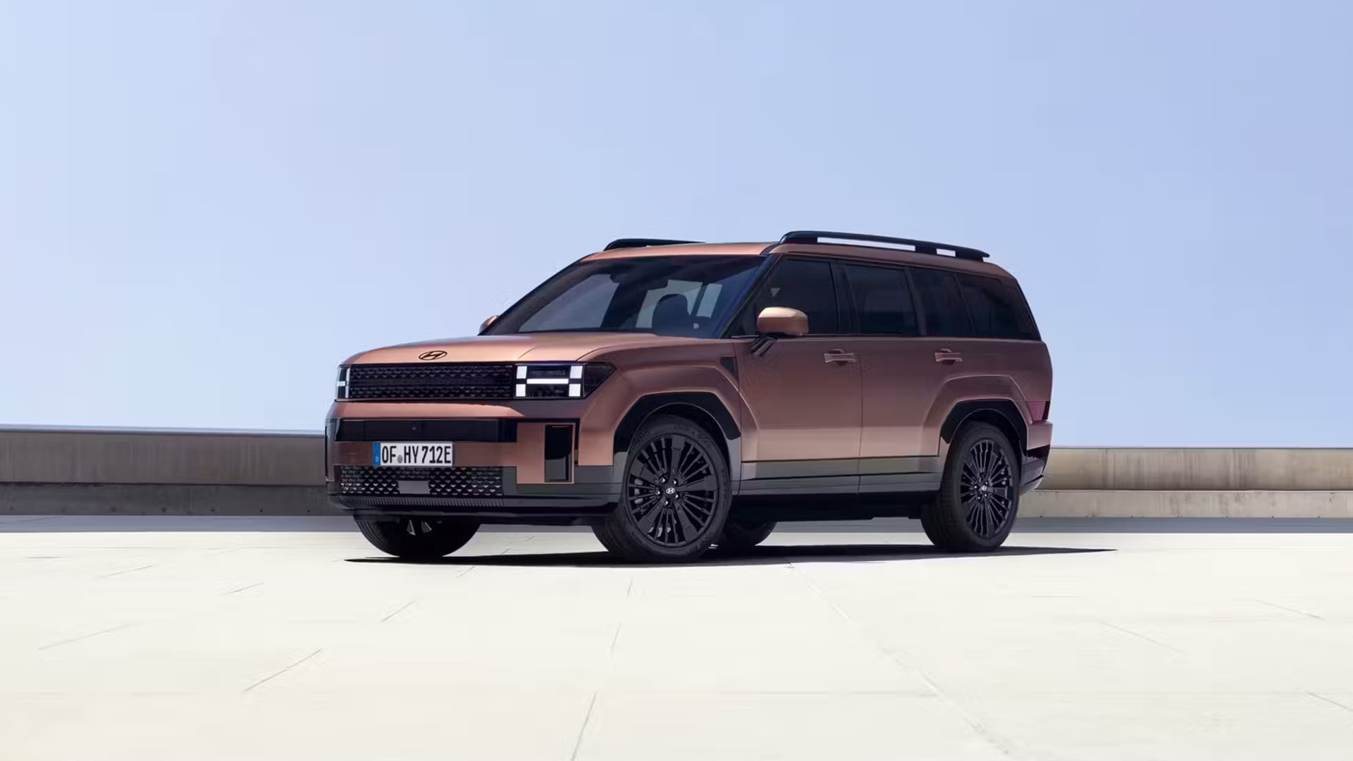 Hyundai SANTA FE Hybrid Gallery Image