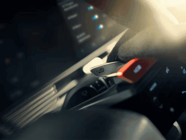 DVN--DVN--DVN--24_IONIQ5N_Interior_Static_Circuit_Paddle_Shifting_4x3 (2).png